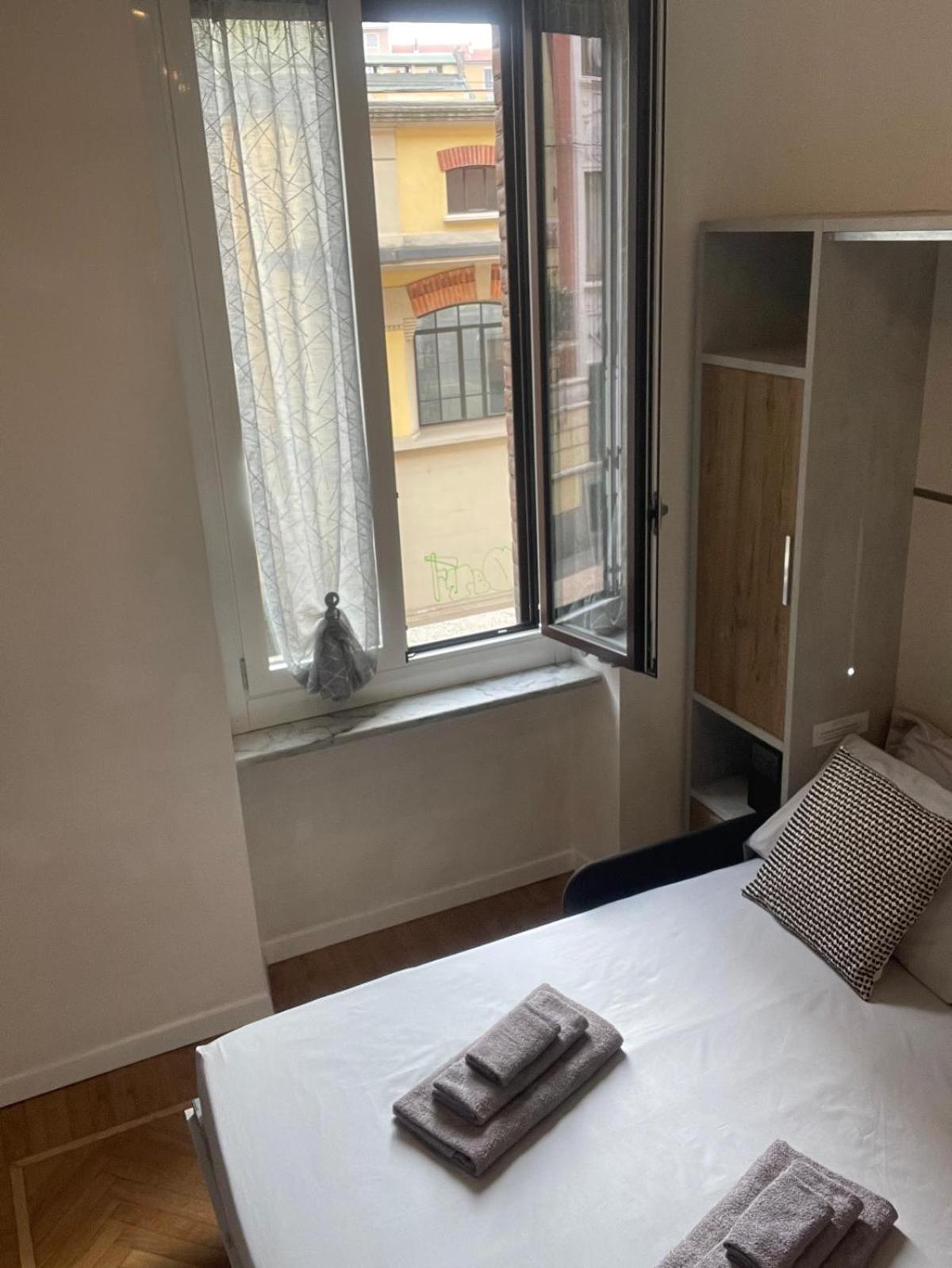 Drooms 4,0 Domotic Smart Self 24H,7 Vicino Treni Porta Susa E Centro Storico Turim Exterior foto