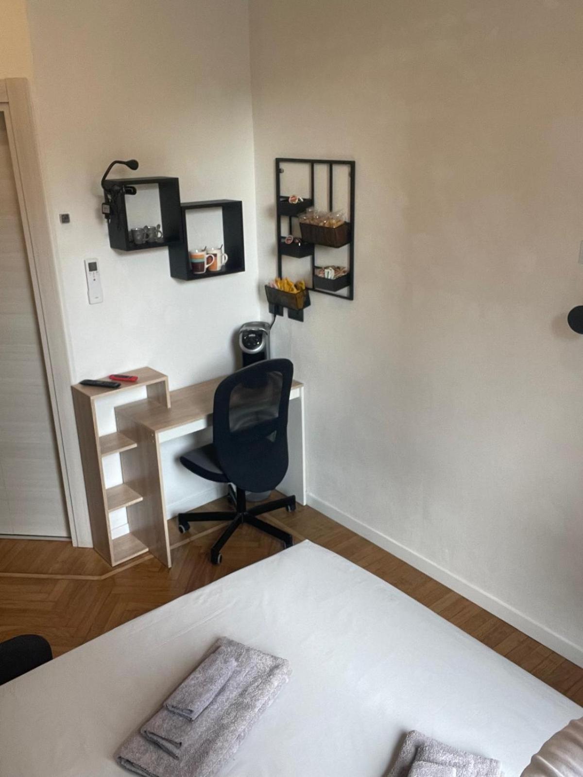 Drooms 4,0 Domotic Smart Self 24H,7 Vicino Treni Porta Susa E Centro Storico Turim Exterior foto