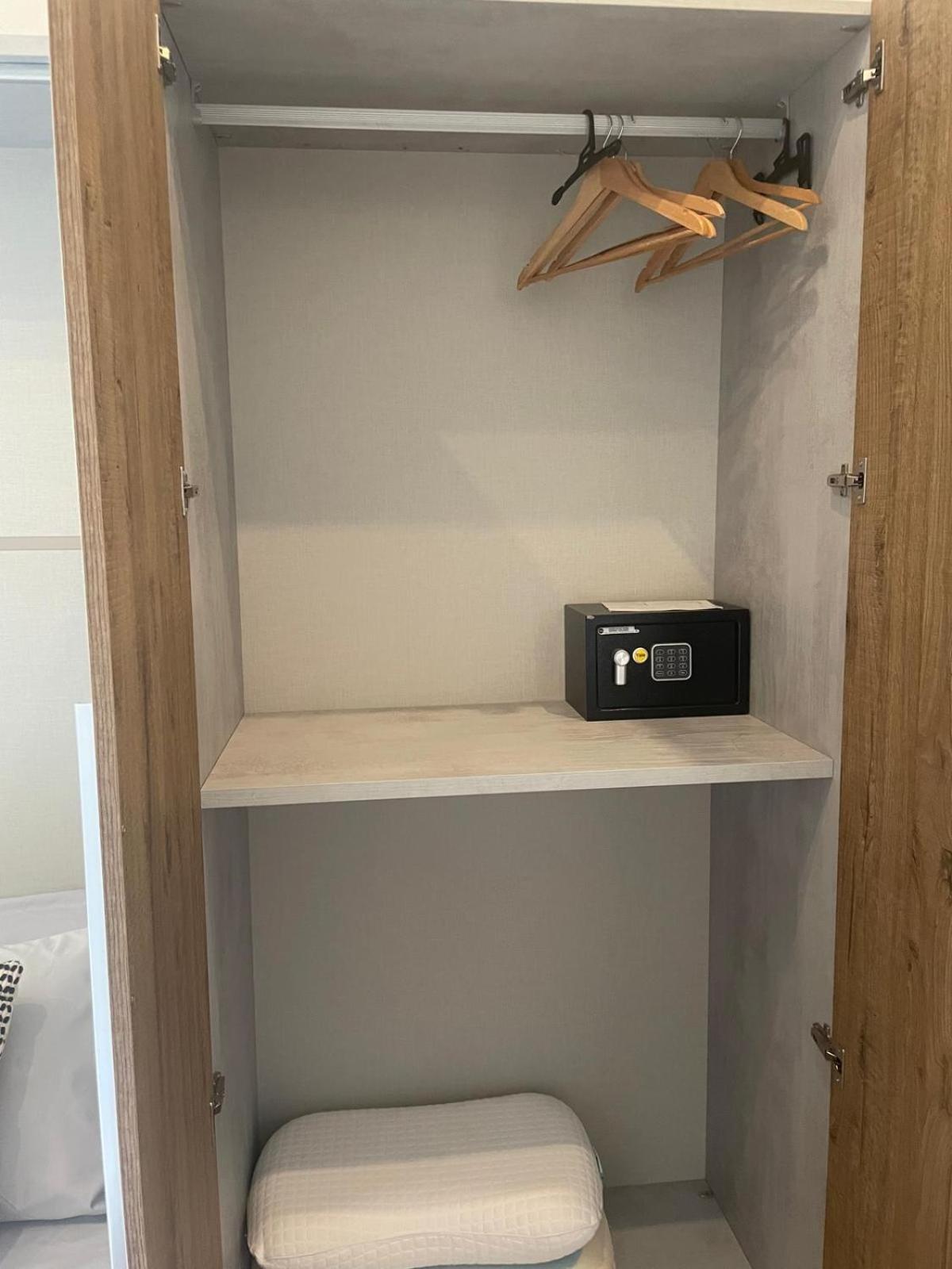 Drooms 4,0 Domotic Smart Self 24H,7 Vicino Treni Porta Susa E Centro Storico Turim Exterior foto