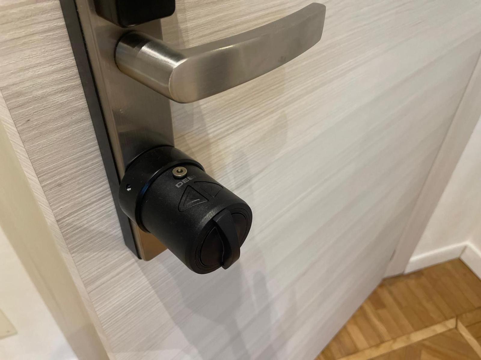Drooms 4,0 Domotic Smart Self 24H,7 Vicino Treni Porta Susa E Centro Storico Turim Exterior foto